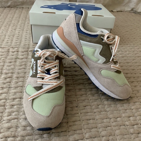 Kahru Synchron Classic Suede Sneaker in RAINY DAY/FOGGY DEW sz. 7.5 - Picture 1 of 12